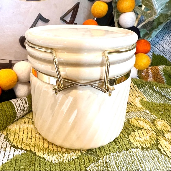 Vintage Stoneware Latched Canister With Set of Two Mid Mod Retro Salt and Pepper - Picture 6 of 8